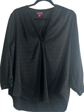 NWOT Vince Camuto Black Patterned Blouse Size Large